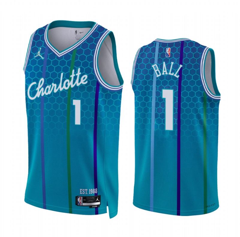 Lamelo Ball, Charlotte Hornets 2021/22 - City Edition - Haga click en la imagen para cerrar