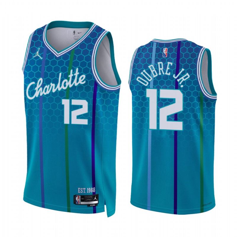 Kelly Oubre Jr., Charlotte Hornets 2021/22 - City Edition - Haga click en la imagen para cerrar