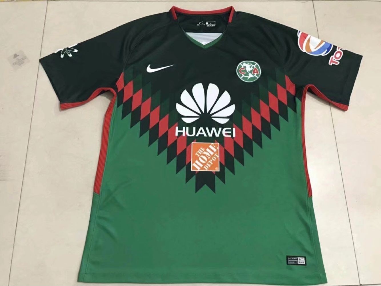 Club America 1ª Equipacion 2018/19 - Haga click en la imagen para cerrar