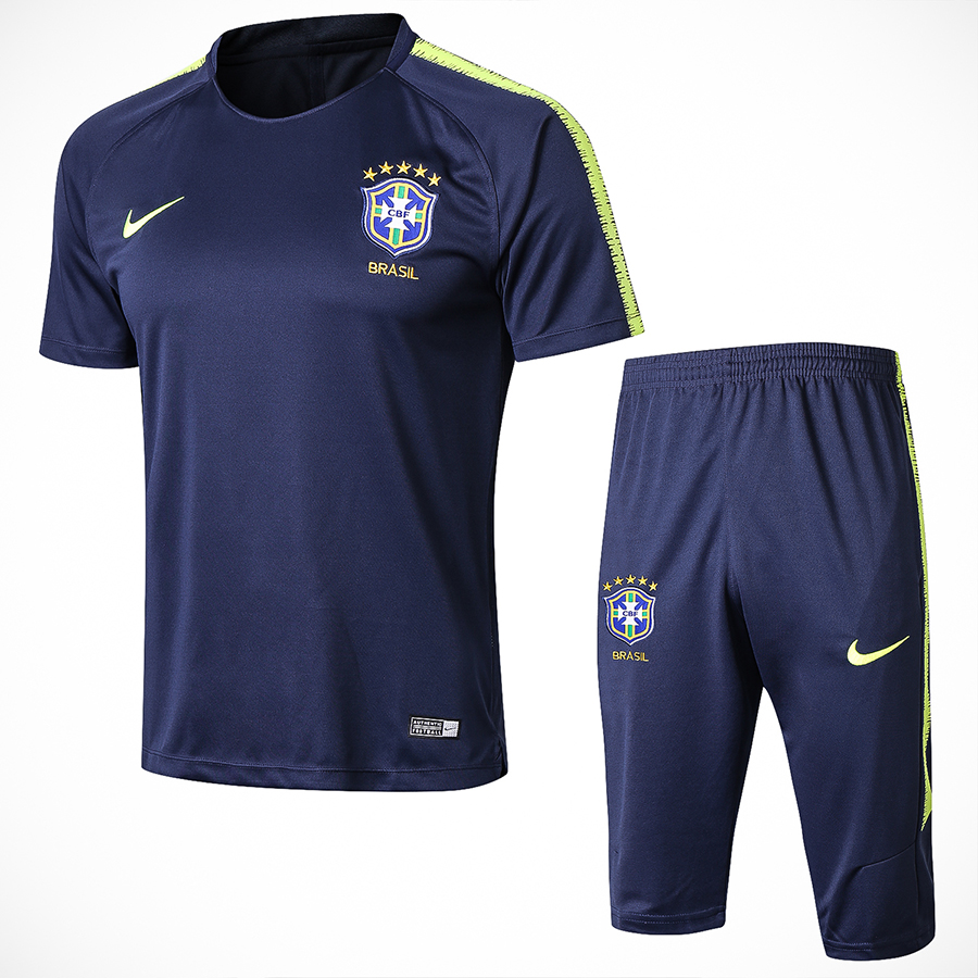 Kit Entrenamiento Brasil 2018 - Haga click en la imagen para cerrar