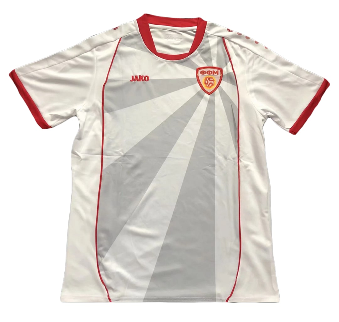 Macedonia del Norte 2a Equipación 2021/22 - Haga click en la imagen para cerrar