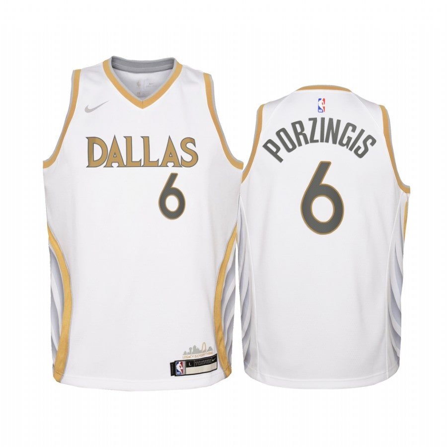 Kristaps Porzingis, Mavericks Dallas 2020/21 - City Edition - Haga click en la imagen para cerrar