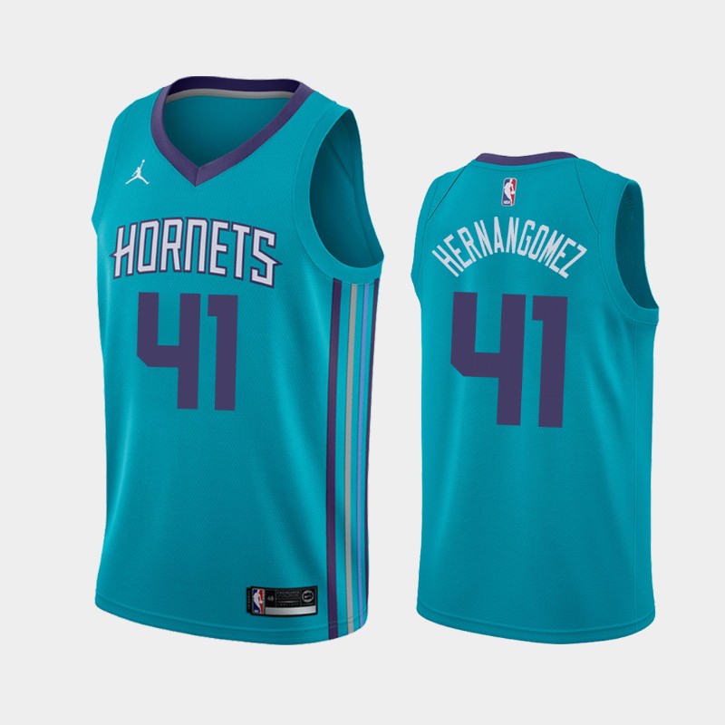 Willy Hernangómez, Charlotte Hornets - Icon Edition - Haga click en la imagen para cerrar