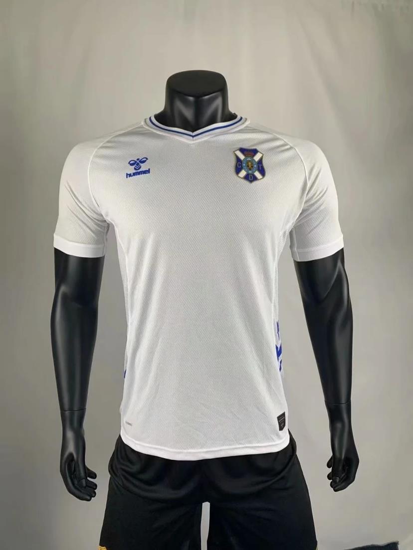 Tenerife 1ª Equipacion 2020/21 - Haga click en la imagen para cerrar