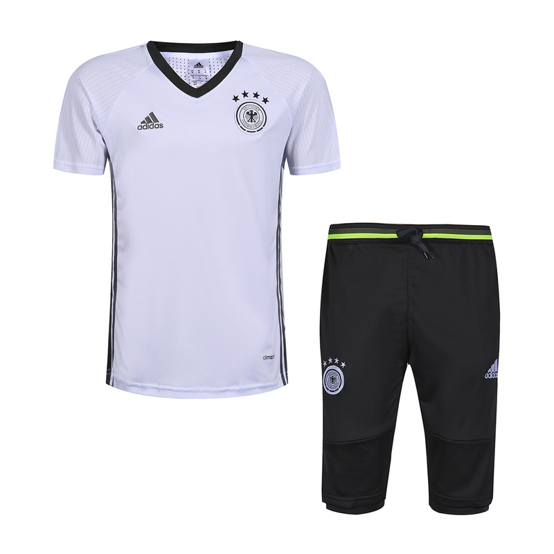 Kit Entrenamiento Alemania 2016/17 [Blanca] - Haga click en la imagen para cerrar